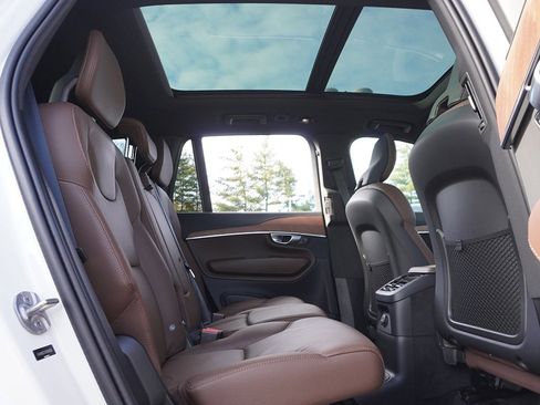 Used 2024 Volvo XC90 T8 Plus w/ Protection Package image 43