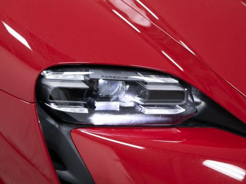 Certified 2024 Porsche Taycan image 33