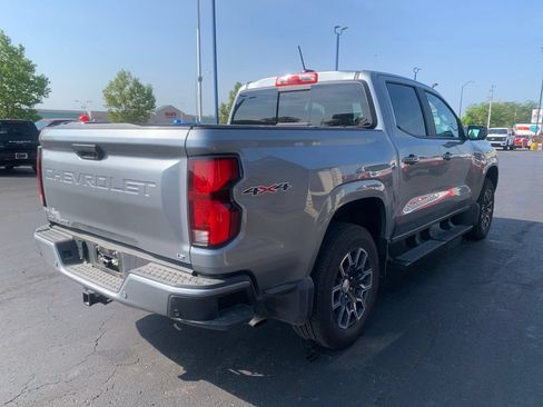 Used 2024 Chevrolet Colorado LT w/ LT Convenience Package III AWD/4WD image 3