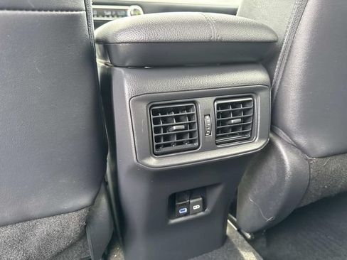 Used 2022 Toyota RAV4 XLE Premium AWD/4WD image 16