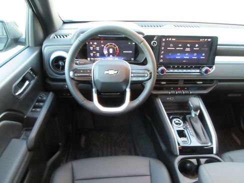 New 2026 Chevrolet Colorado LT w/ LT Convenience Package AWD/4WD image 14