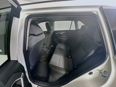 Used 2025 Toyota RAV4 XLE w/ Convenience Package FWD image 27