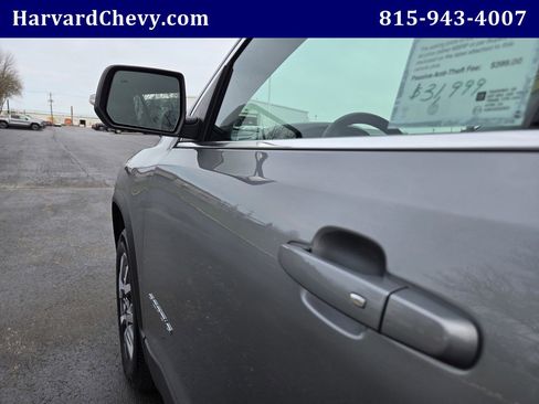 Used 2023 GMC Acadia SLT image 40