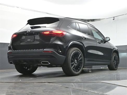 Used 2025 Mercedes-Benz GLA 250 image 37