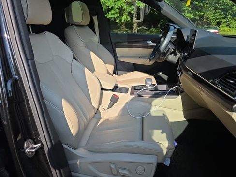 Certified 2023 Audi Q5 2.0T Premium Plus w/ Premium Plus Package AWD/4WD image 8
