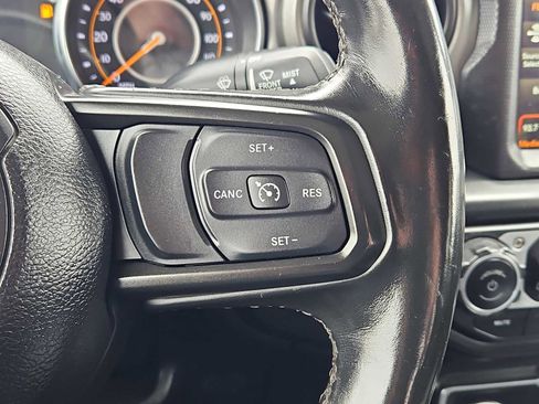 Used 2023 Jeep Gladiator Sport AWD/4WD image 25