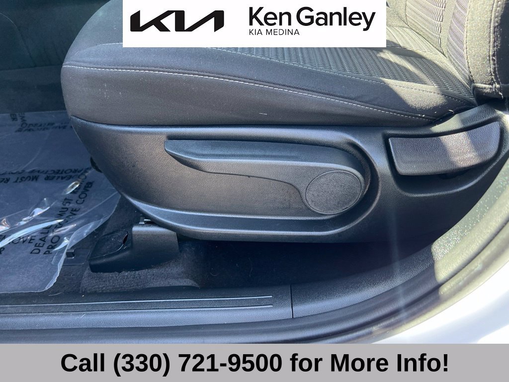 Certified 2023 Kia Sorento LX AWD/4WD image 26