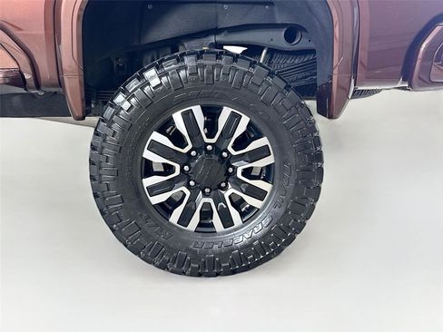 Used 2024 GMC Sierra 2500 Denali Ultimate AWD/4WD image 27