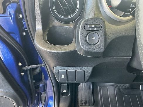 Used 2011 Honda Fit Sport image 18