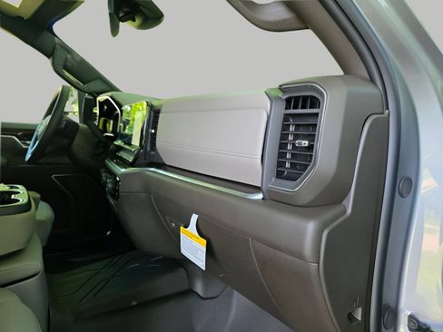 New 2026 Chevrolet Silverado 3500 LT w/ Convenience Package AWD/4WD image 10