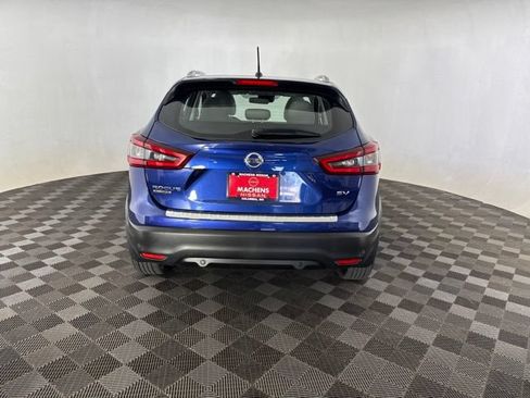 Used 2022 Nissan Rogue Sport SV FWD image 6
