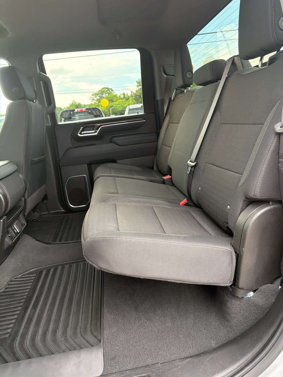 Used 2025 Chevrolet Silverado 2500 LT w/ Convenience Package AWD/4WD image 10
