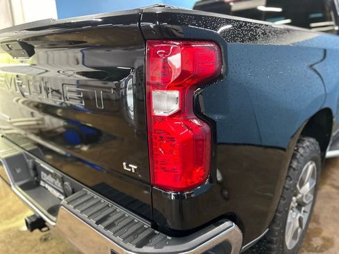 Used 2019 Chevrolet Silverado 1500 LT w/ All-Star Edition AWD/4WD image 13