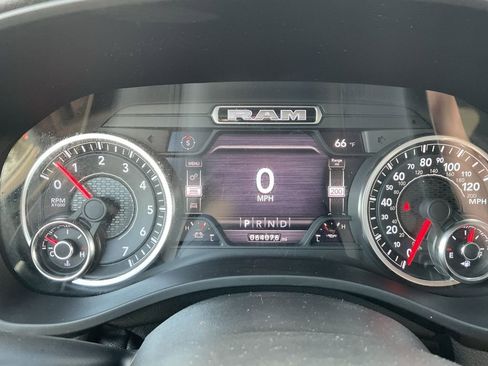 Used 2021 RAM 1500 Big Horn image 13