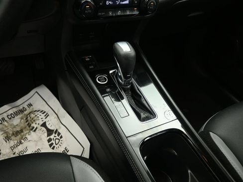 Used 2023 Nissan Kicks SR w/ SR Premium Package FWD image 16