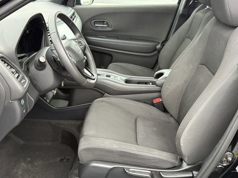 Used 2019 Honda HR-V Sport image 18