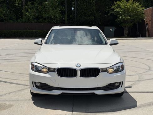 Used 2014 BMW 328d xDrive Sedan AWD/4WD image 2