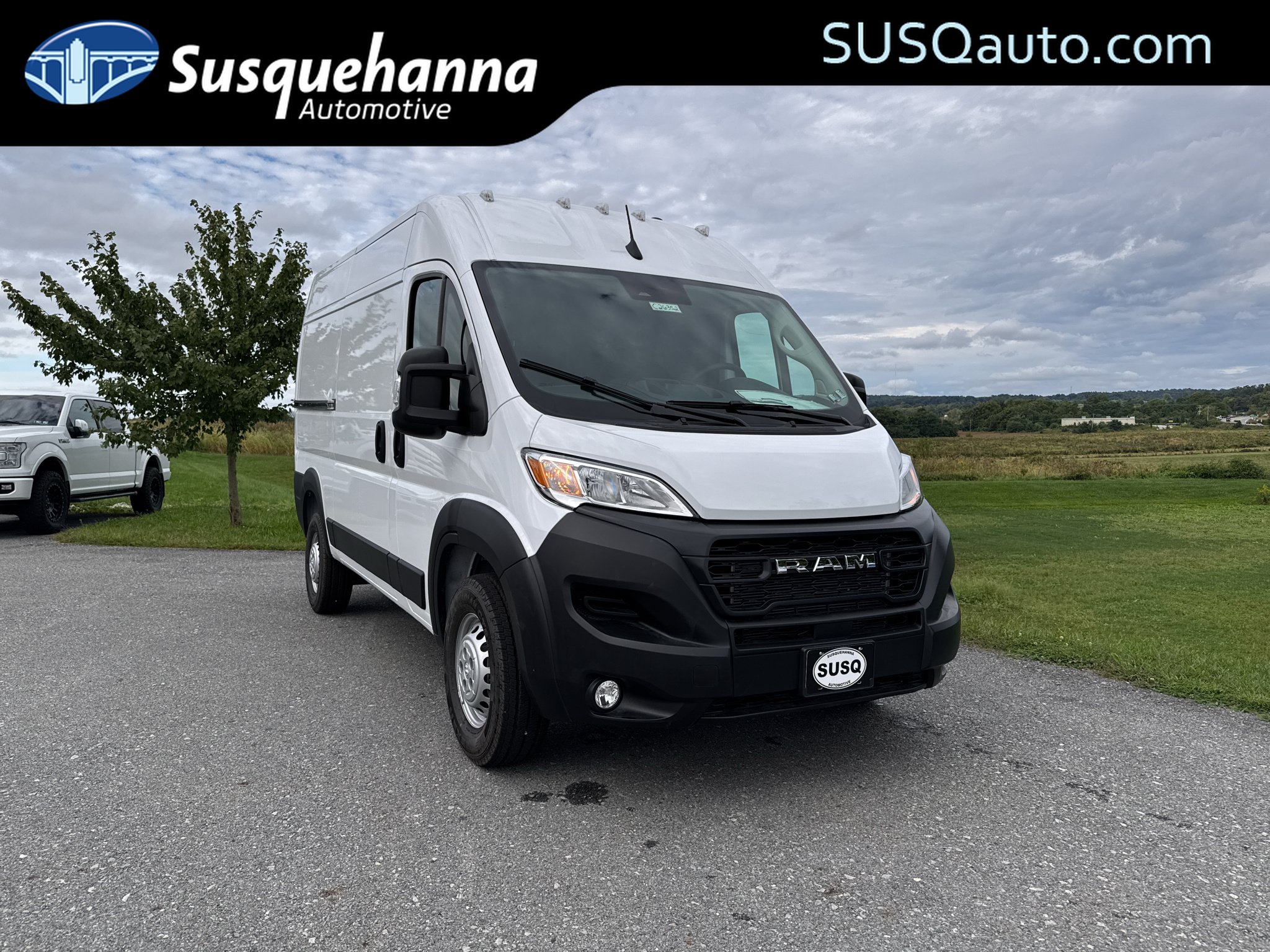 New 2026 RAM ProMaster 1500 w/ Convenience Group FWD image 1