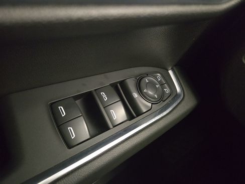 Used 2022 Chevrolet Silverado 1500 LT AWD/4WD image 28
