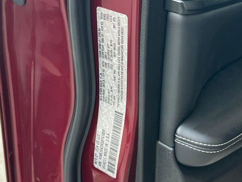Used 2025 Jeep Grand Cherokee Altitude RWD image 27