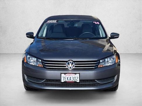 Used 2014 Volkswagen Passat 1.8T S FWD image 3