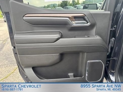 Used 2024 Chevrolet Silverado 1500 LT AWD/4WD image 25