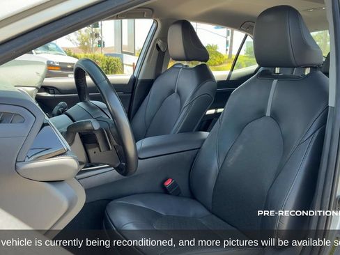 Used 2024 Toyota Camry XSE FWD image 11