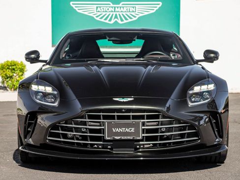 Used 2025 Aston Martin V8 Vantage Coupe RWD image 7