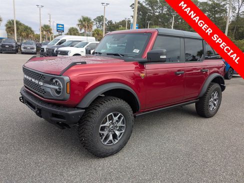 New 2025 Ford Bronco Badlands image 8