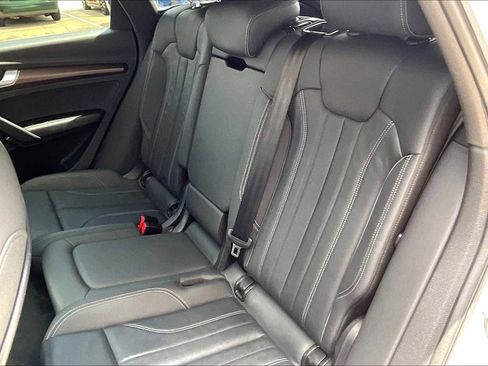 Used 2021 Audi Q5 2.0T Premium w/ Convenience Package image 20