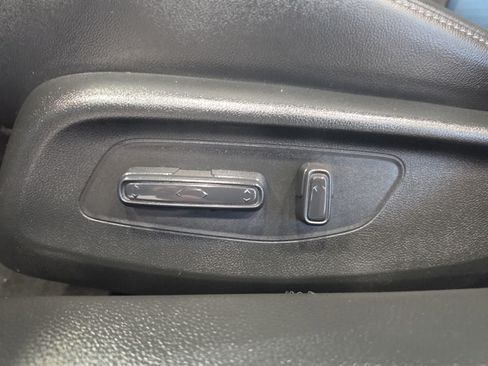 Used 2023 Honda Civic Touring image 16