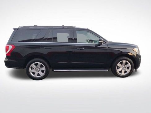 Used 2020 Ford Expedition XLT w/ Equipment Group 202A AWD/4WD image 9
