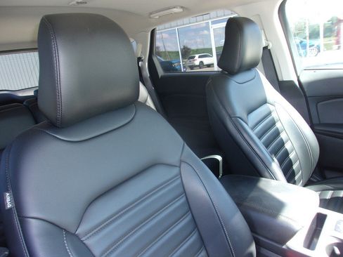 Used 2024 Ford Edge SEL w/ Convenience Package AWD/4WD image 13