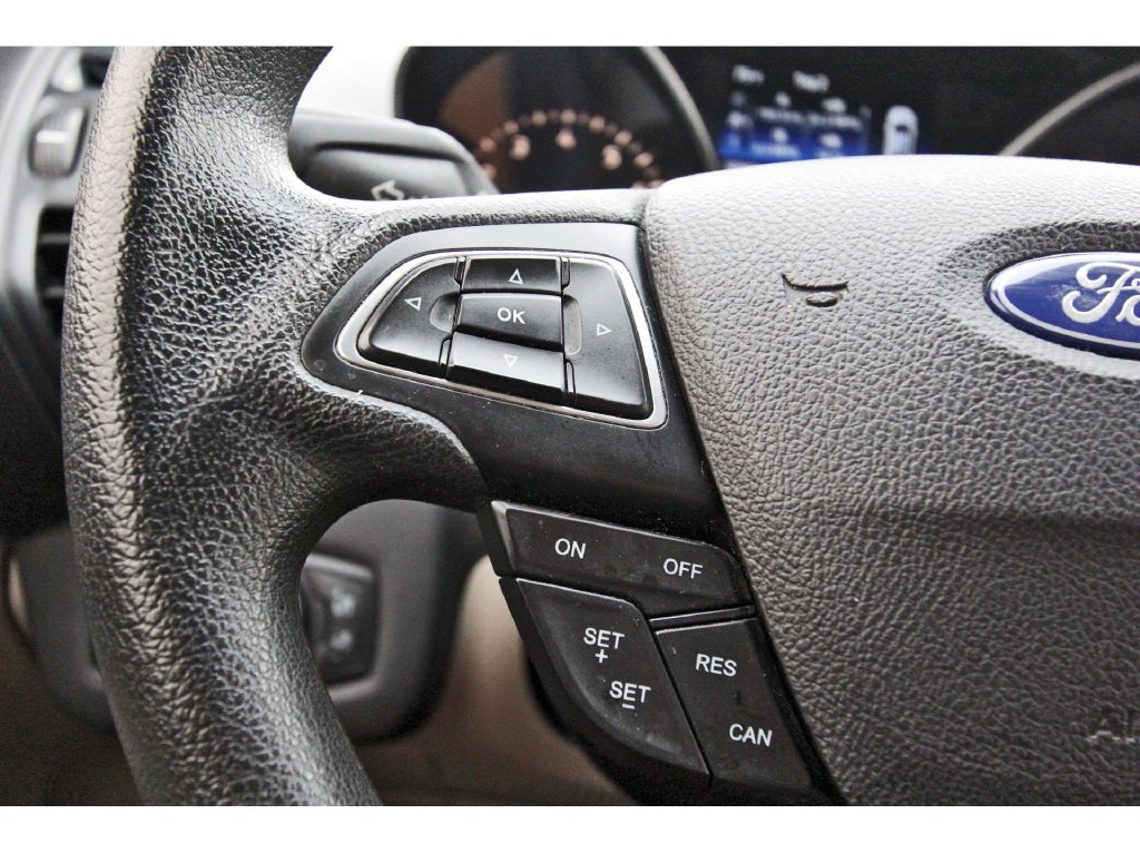 Used 2019 Ford Escape SE FWD image 15