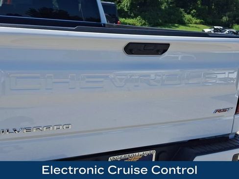 Used 2025 Chevrolet Silverado 1500 RST AWD/4WD image 31