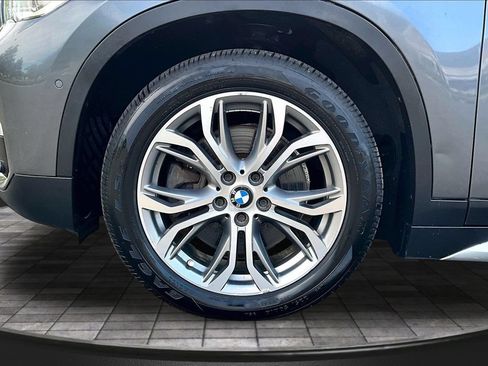 Used 2017 BMW X1 xDrive28i AWD/4WD image 41