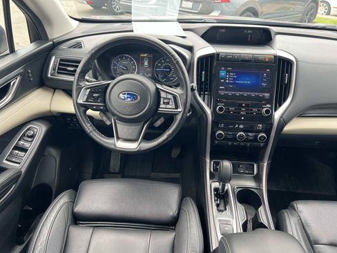 Used 2022 Subaru Ascent Limited w/ Technology Package AWD/4WD image 7