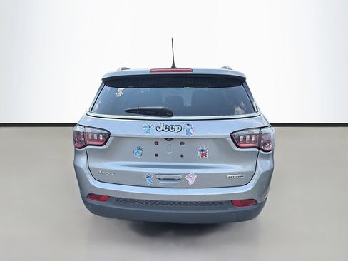 Used 2020 Jeep Compass Latitude w/ Popular Equipment Group AWD/4WD image 7