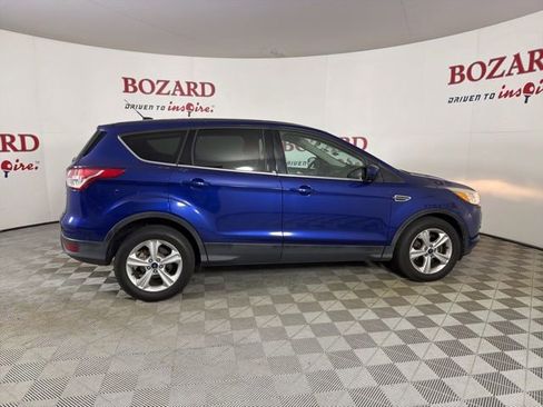 Used 2015 Ford Escape SE FWD image 9
