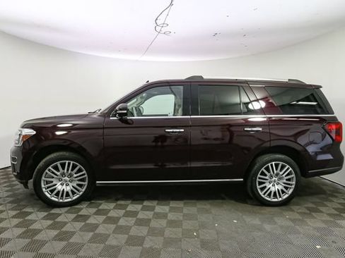 Used 2023 Ford Expedition Limited AWD/4WD image 6