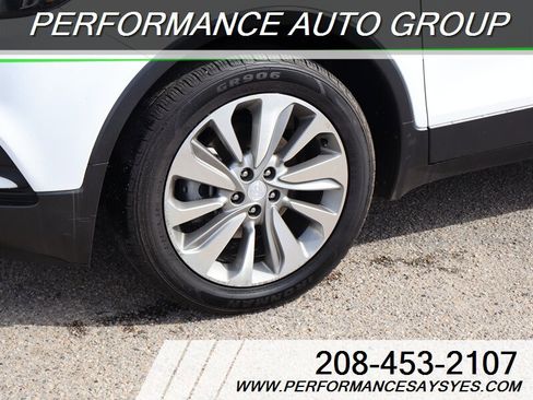 Used 2019 Buick Encore Preferred image 27