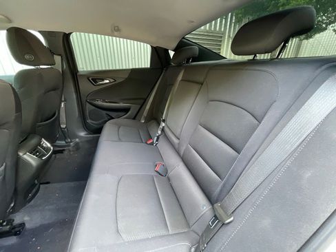 Used 2022 Chevrolet Malibu LT FWD image 25