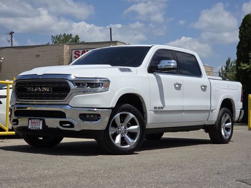 Used 2022 RAM 1500 Limited w/ Off Road Group AWD/4WD image 2