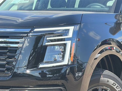 New 2026 Nissan Armada SV image 4