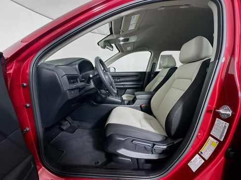 Used 2025 Honda CR-V LX image 13
