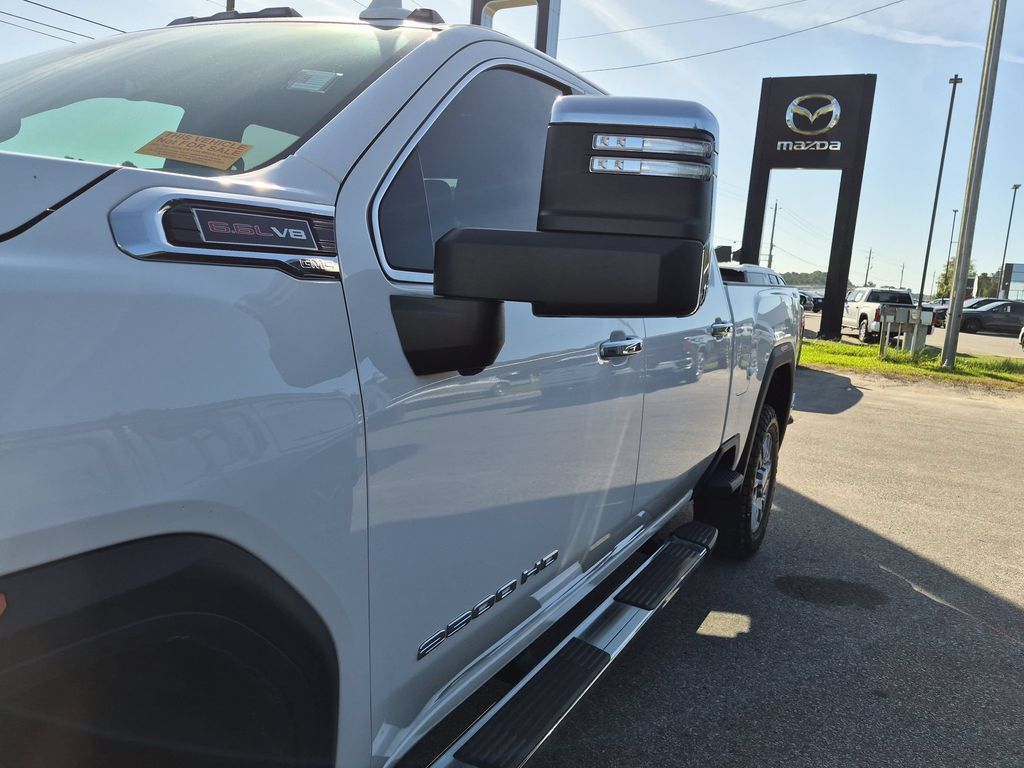 Used 2023 GMC Sierra 2500 SLT w/ SLT Premium Package AWD/4WD image 4