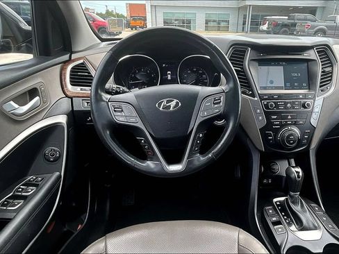Used 2018 Hyundai Santa Fe Sport w/ 2.0T Ultimate Tech Package 05 AWD/4WD image 5