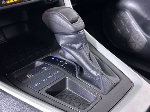 Used 2023 Toyota RAV4 XLE image 31