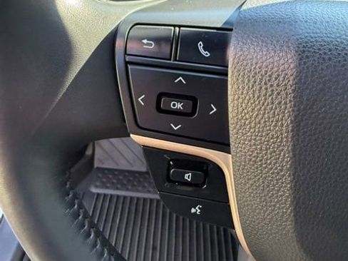 Used 2023 Toyota Crown XLE image 20