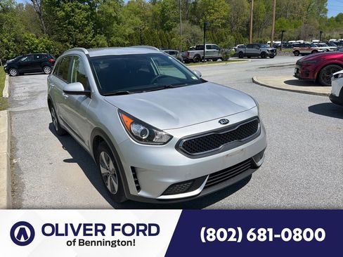 Used 2017 Kia Niro LX FWD image 1